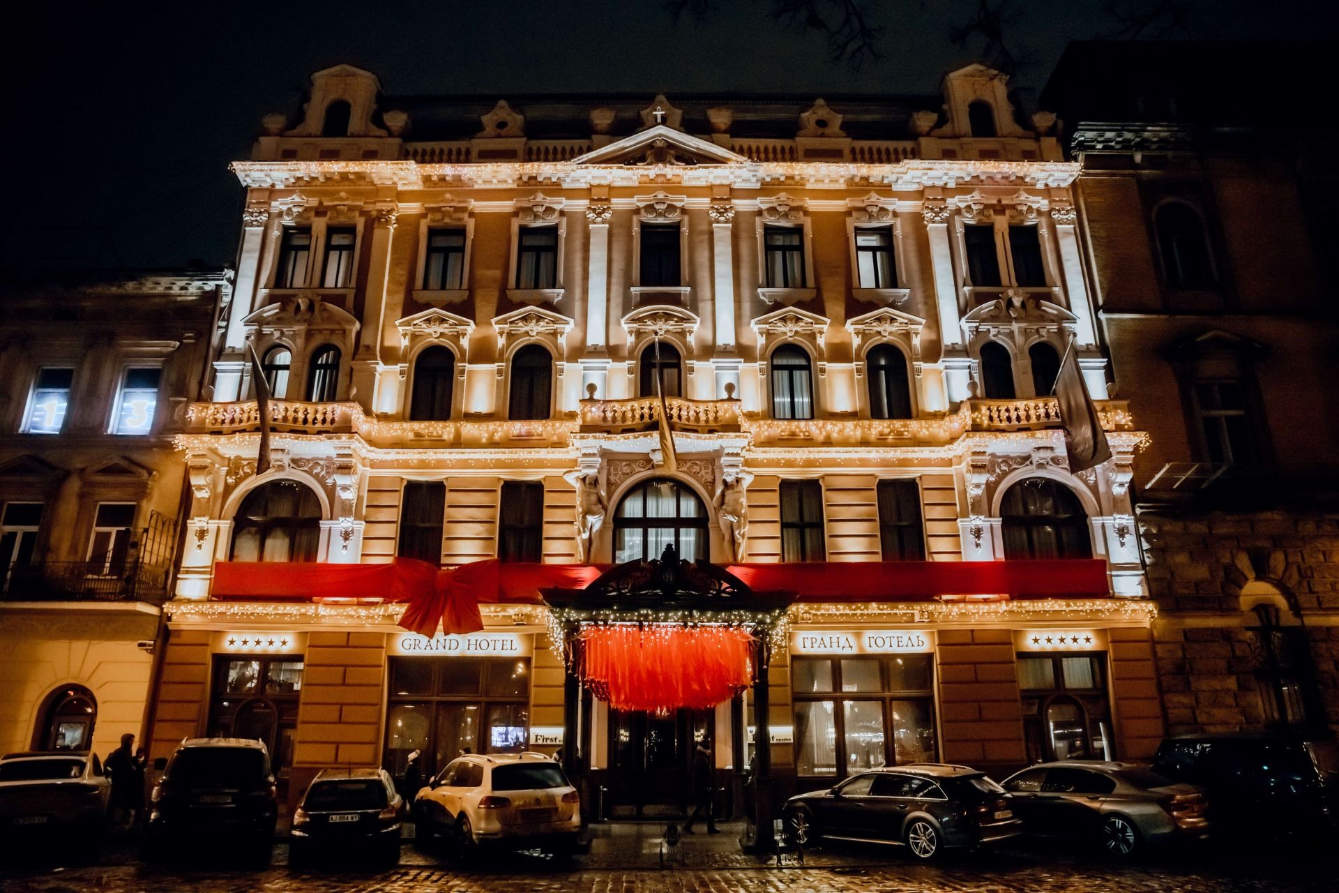 Contact and booking services